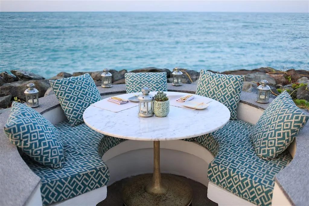 ***** Resort Nurai Island, Saadiyat Hotel Abu Dhabi United Arab Emirates