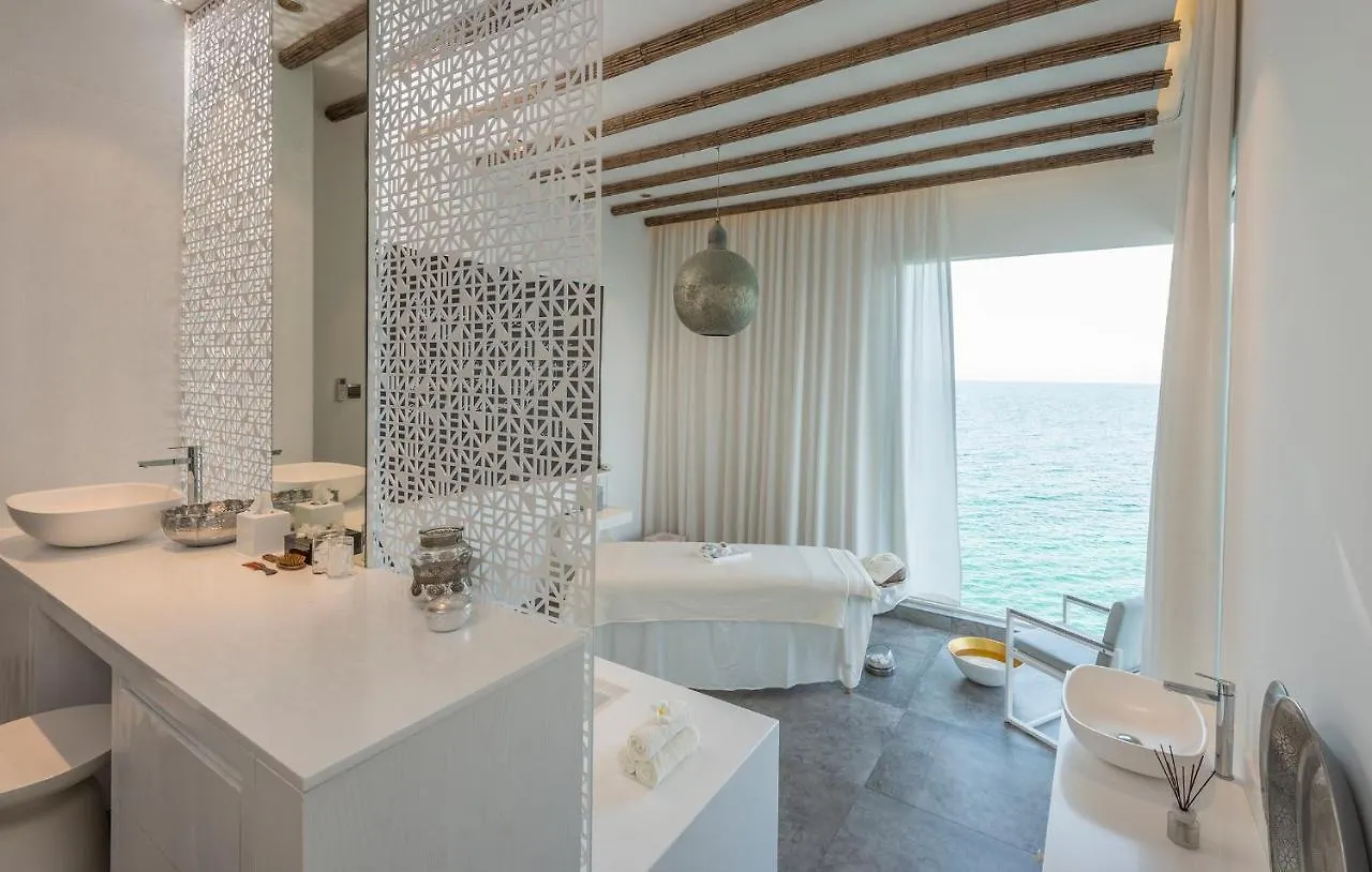 ***** Resort Nurai Island, Saadiyat Hotel Abu Dhabi United Arab Emirates